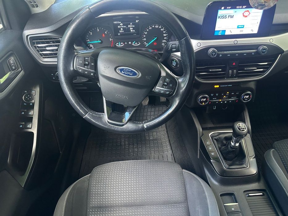 Ford Focus Titanium 1.5 /120cp