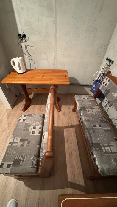 Кухонный уголок диван стол