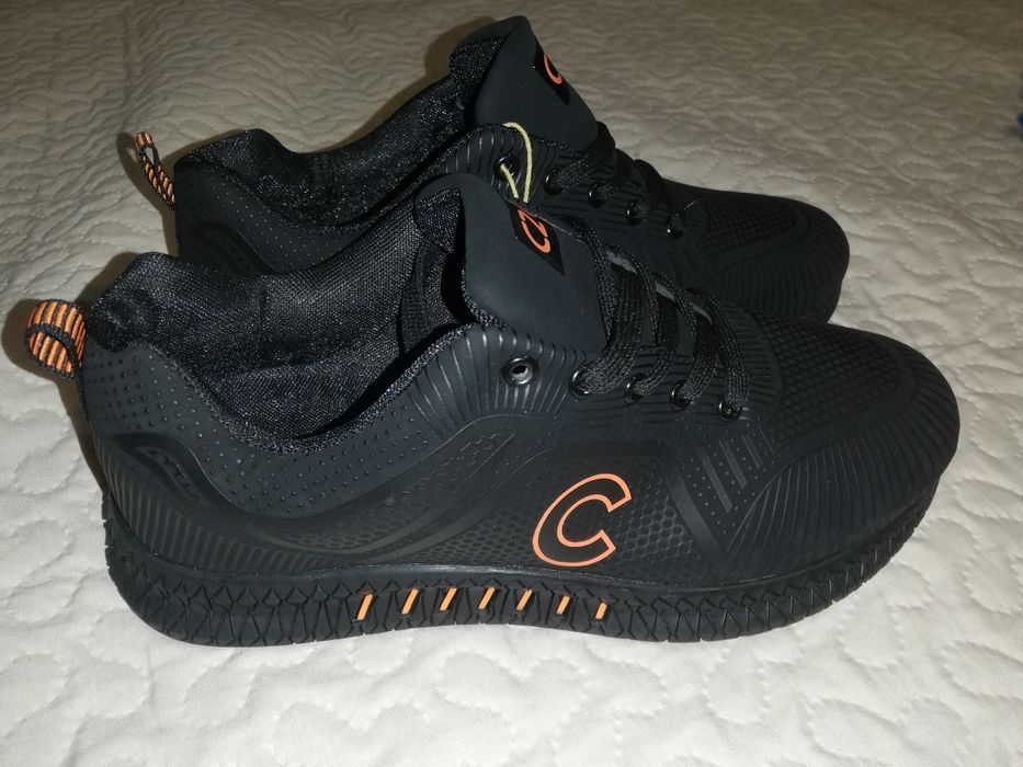Adidași sport culoare negru
