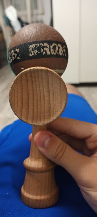 Kendama krom strogo neapolitan