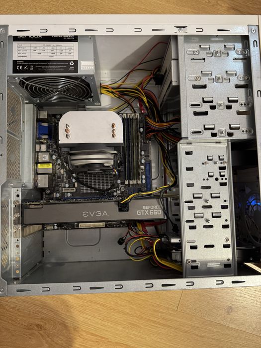 Vand unitate PC Gaming