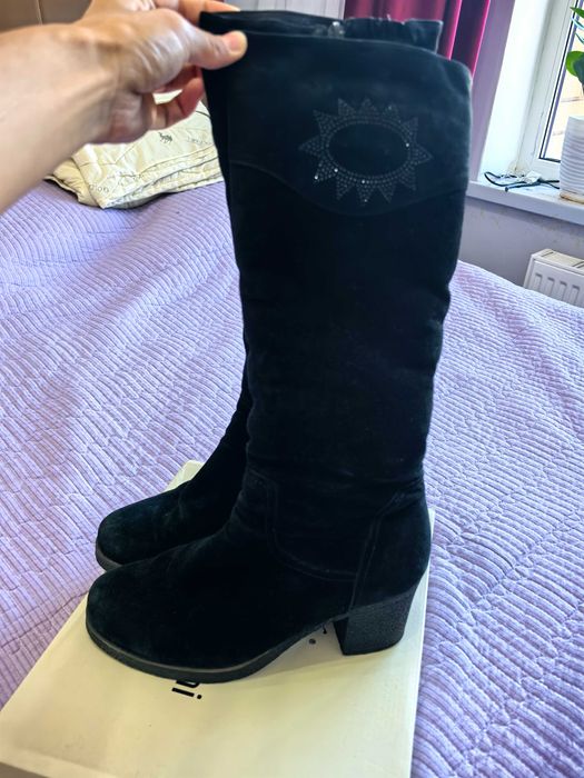 Зимняя женская обувь