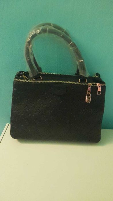 Urgent  Geanta Louis Vuitton