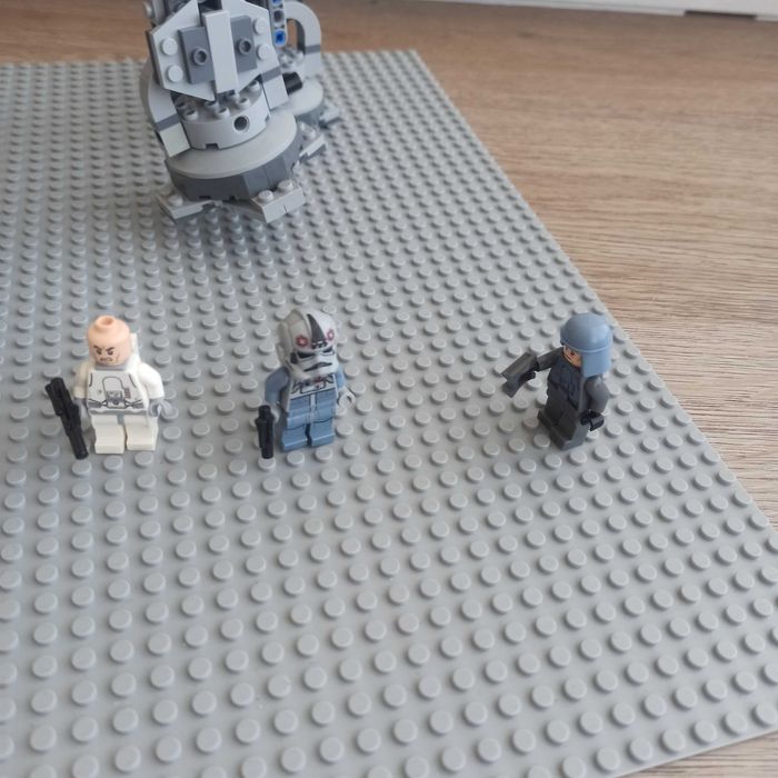 Продам набор LEGO Star Wars