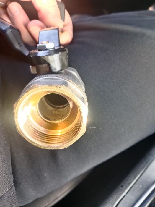 Краны отводы резьбы