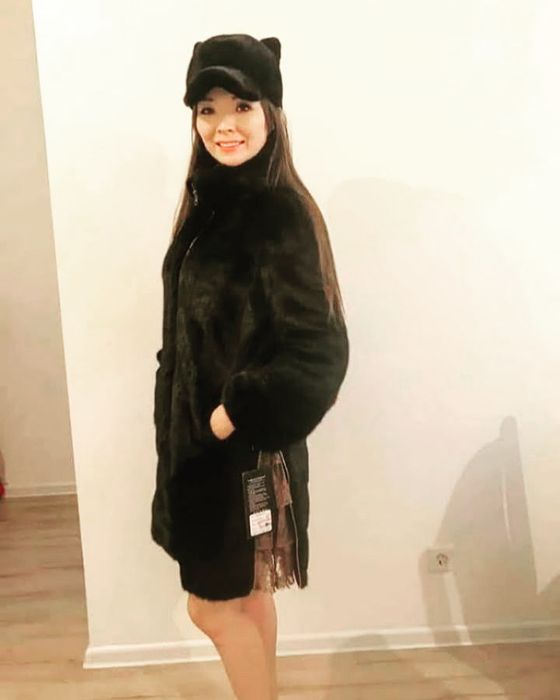 Продам Норковые шубы