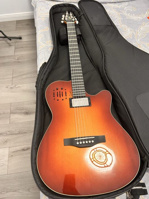 Godin A6 Ultra Chitara Electroacustica