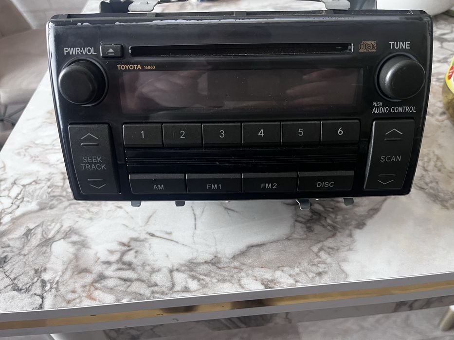 Штатный магнитофон