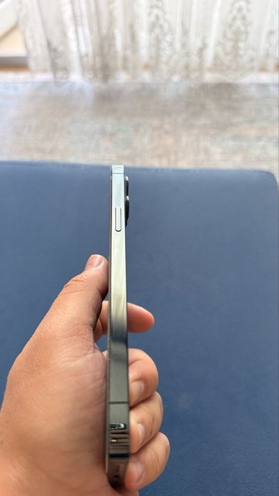 Продам Iphone 12 pro max 256g