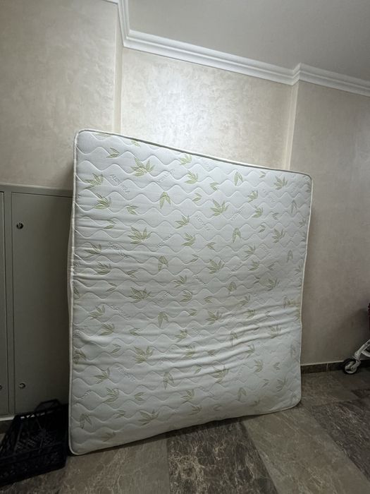 Отдам матрац 180*200
