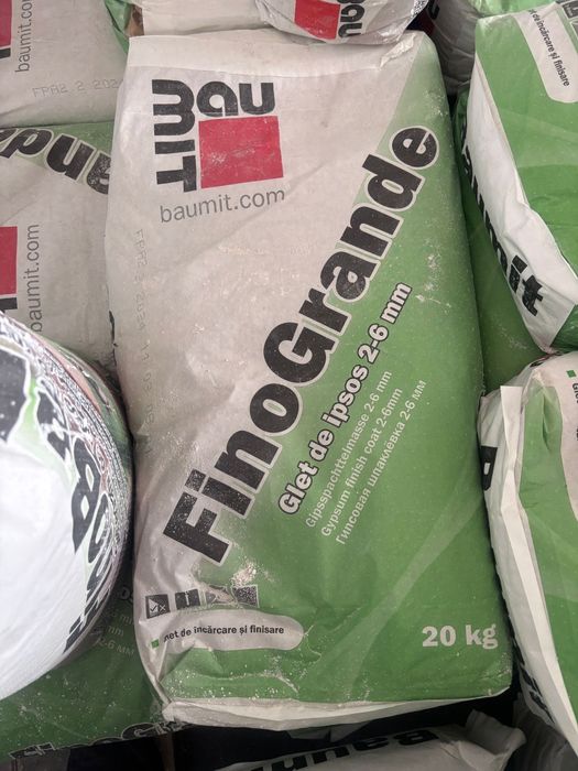 Glet Baumit care  a rămas după schimbarea proiectului.