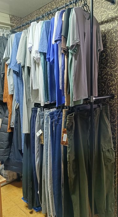 Отдел Одежда и гирлянды