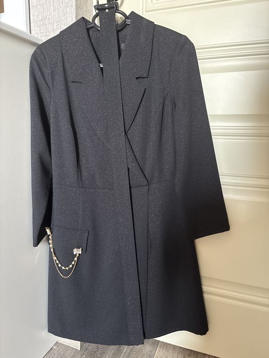 Продам женскую одежду