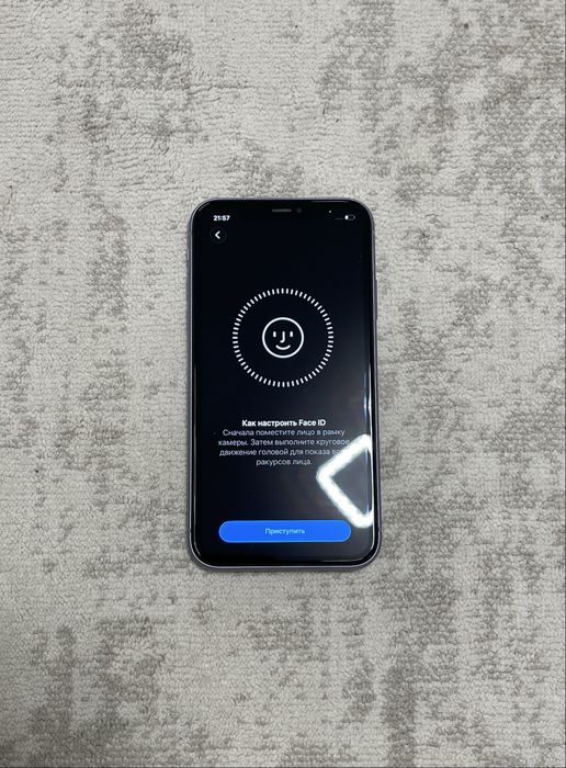 iPhone 11, в идеальном состоянии.