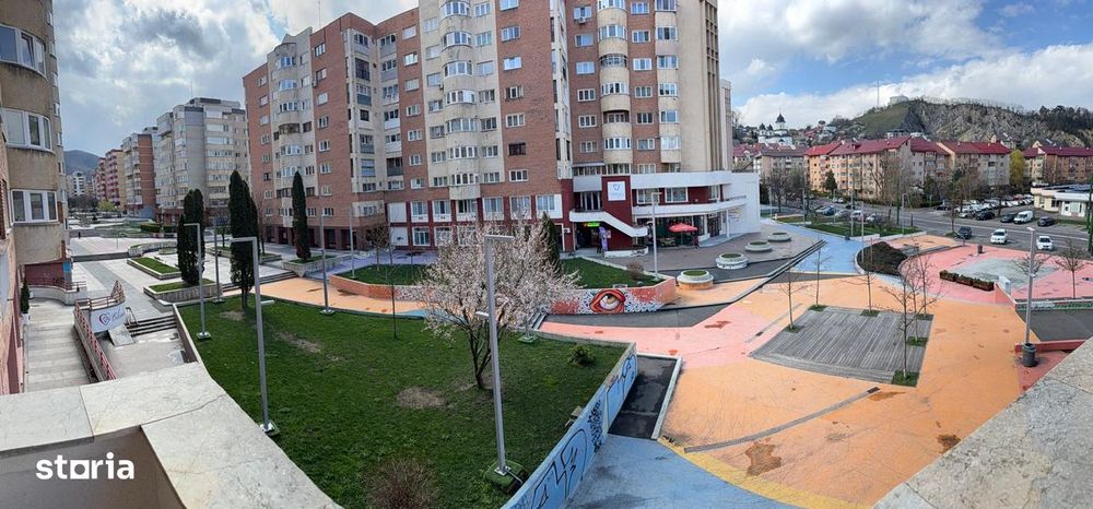 Apartament 3 camere pietonal Racadau