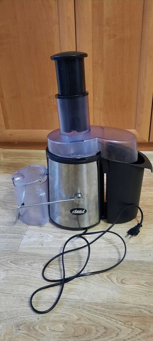 Продам соковыжималку