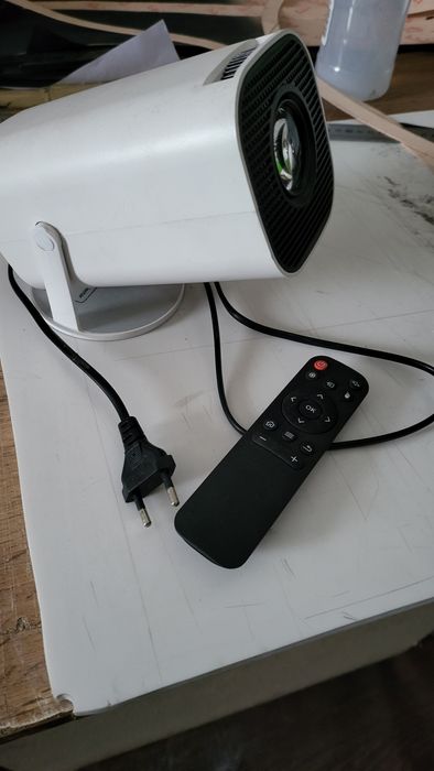Проектор ,wifi ,