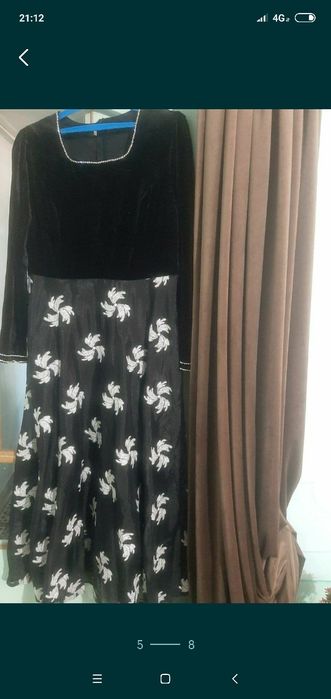 женское платье..