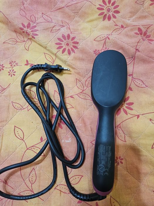 Perie indreptat par rowenta