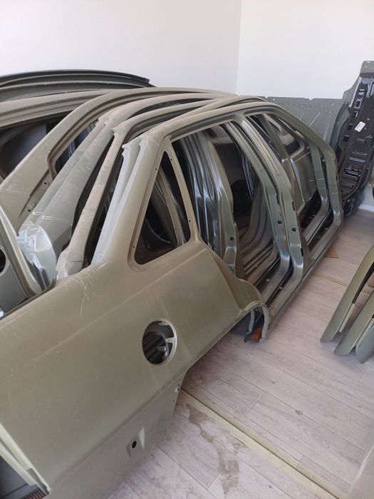 Авто запчасти кузовной для иномарка