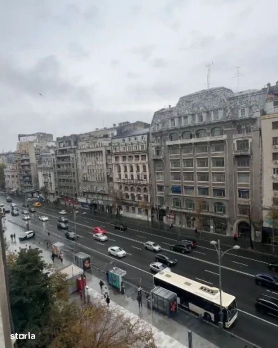 Garsonierǎ pe Bulevardul Magheru lângǎ metrou