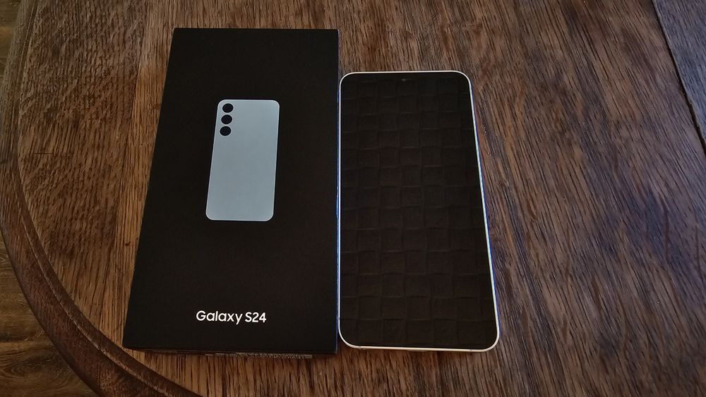 Samsung Galaxy S24 impecabil!