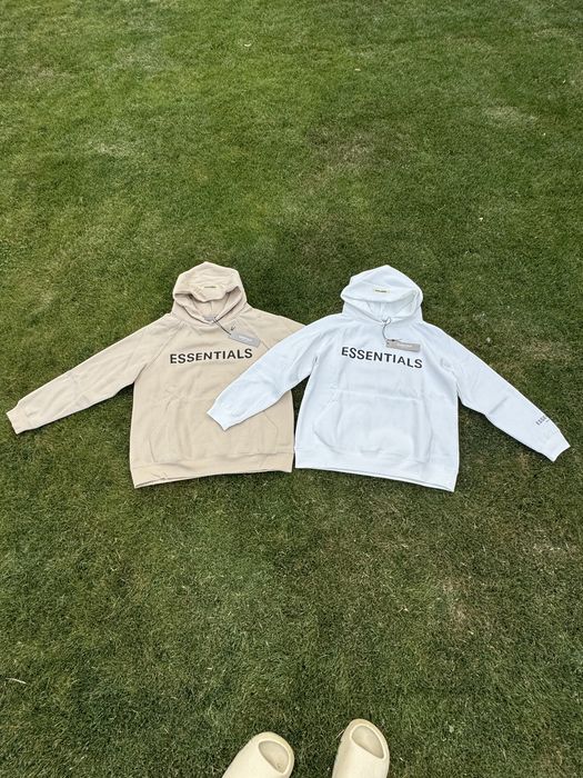 Hanorac Essentials Alb / Crem / 2025