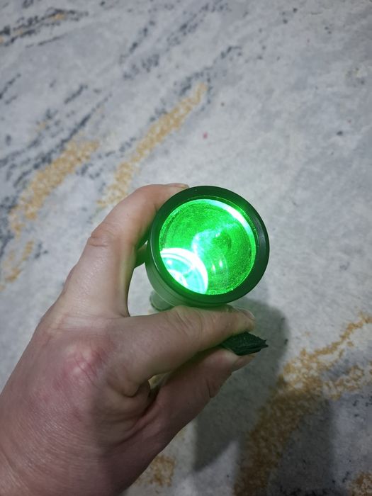 Lanterna laser de vanatoare