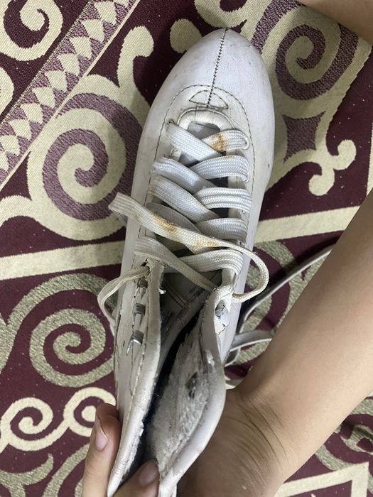 коньки,37,б/у,среднем состояние