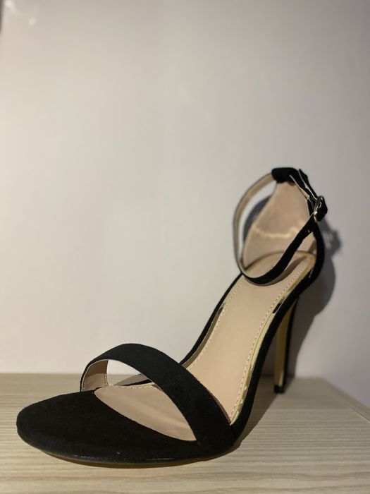 Sandale elegante cu toc SHEIN