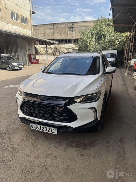 Tracker 2  premier 2023