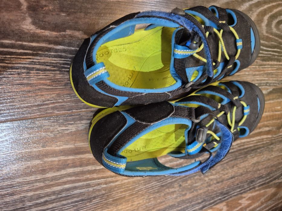 Сандали KEEN номер 38