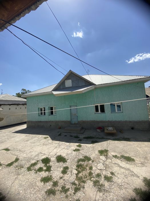 Срочно продается большой дом