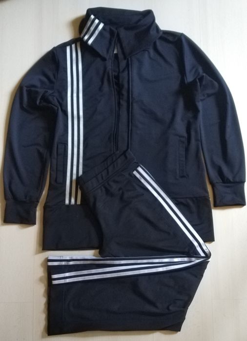 Спортивные костюмы Adidas
