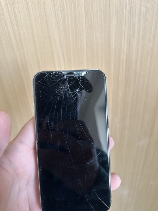 Iphone XS xolati yaxshi