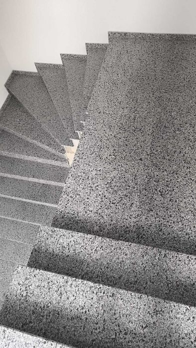 От строителя/3-стаен + допълнителна стая/морска гледка/бутикова сграда/без такса