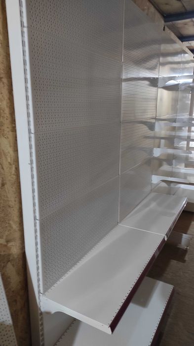 Rafturi metalice supermarket, gondole metalice si accesorii rafturi