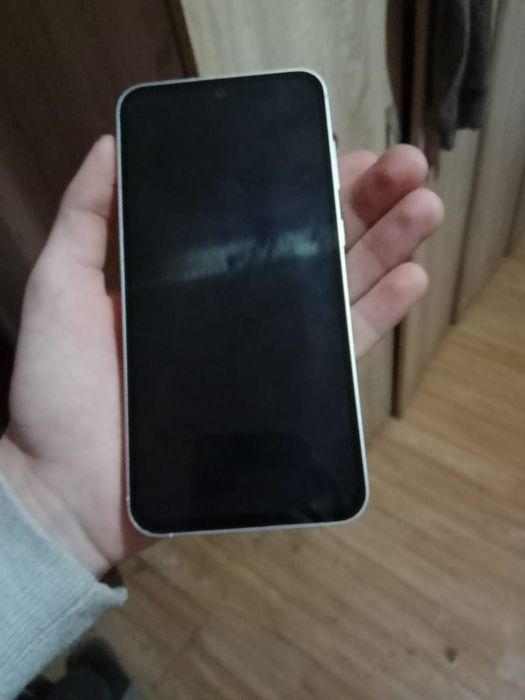 Vand telefon samsung galaxy s 23 fe