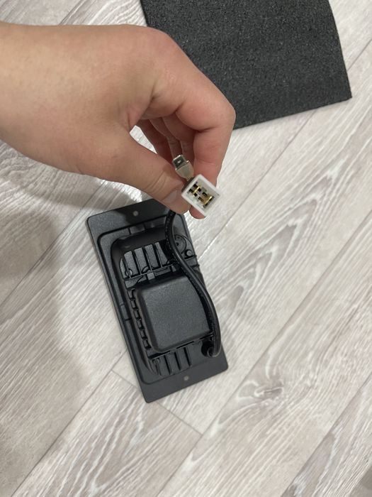 тунамик лед фара…