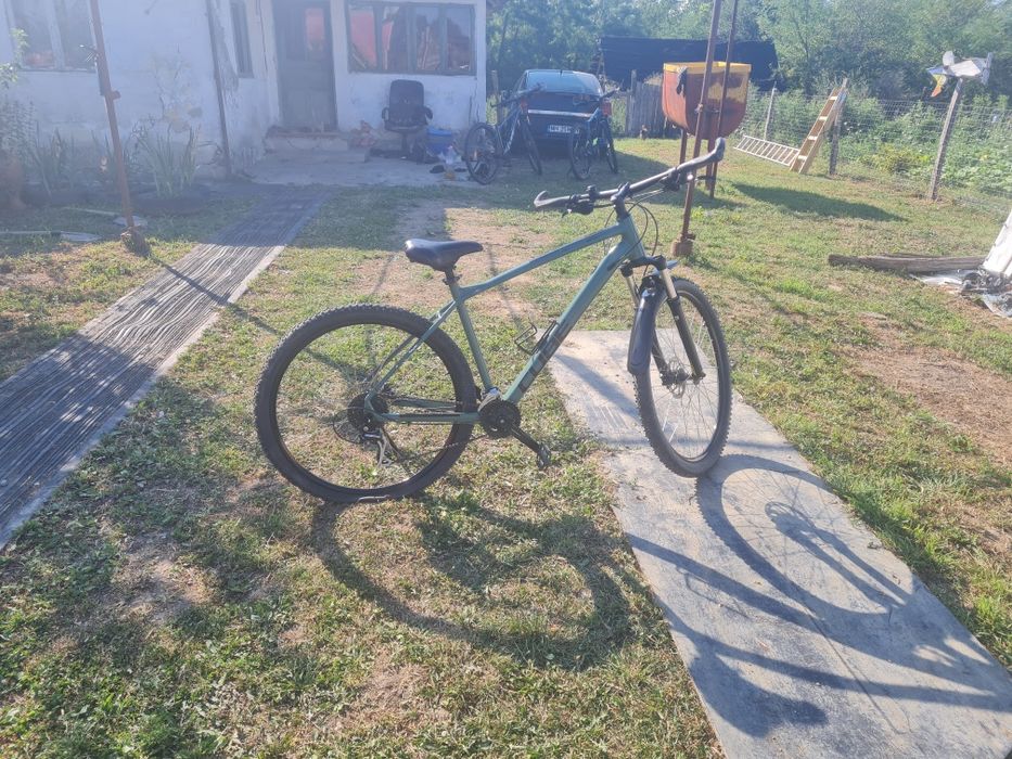 Vând 3 biciclete marca CUBE mărimi cadru M,L și XL