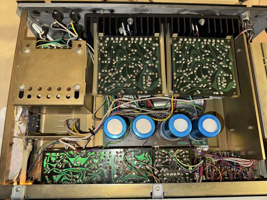 Vand amplificatoare Electronica Industriala si ElectromureS