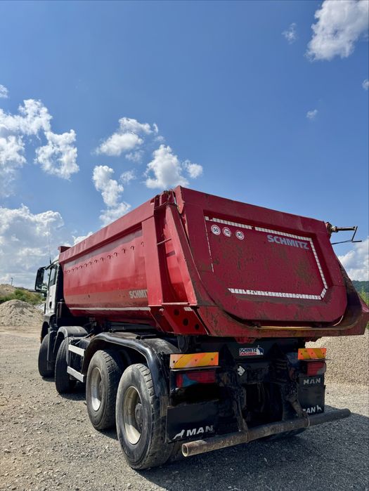 MAN 8x4 bena Schmitz