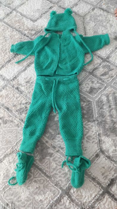 Детский кастюм вязанный