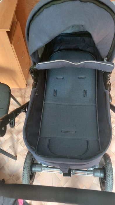 Продам детскую коляску