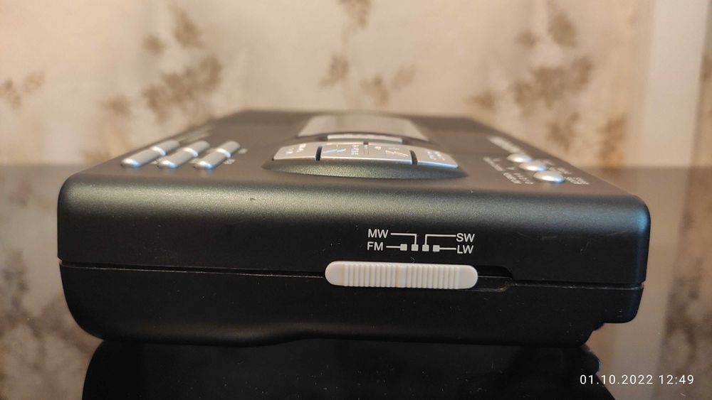 Радио Medion MD40738 - приёмник (Германия).