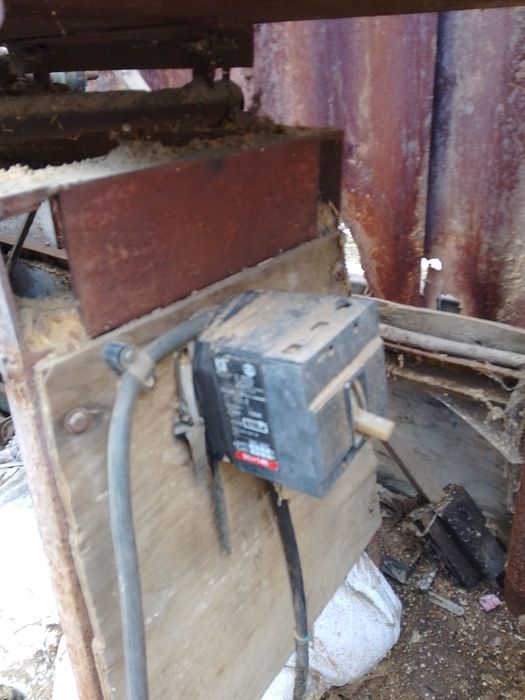 Абрихт и цинкуляр с двигател трифазен и ключ за включване