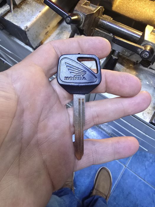 chei auto programari chei