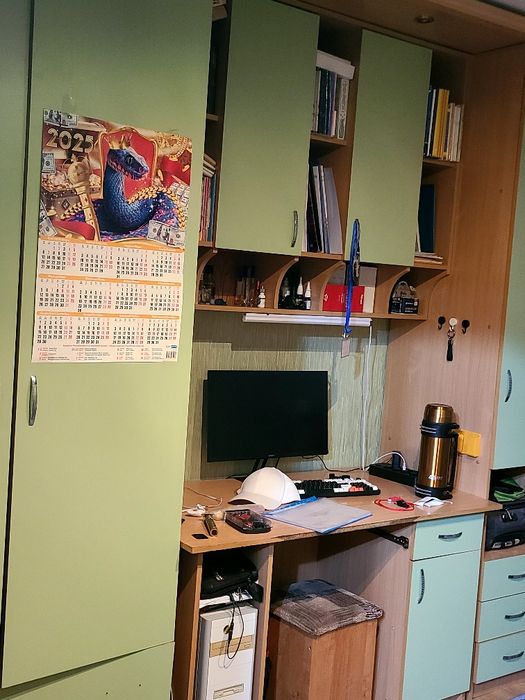 продам стенку для детской