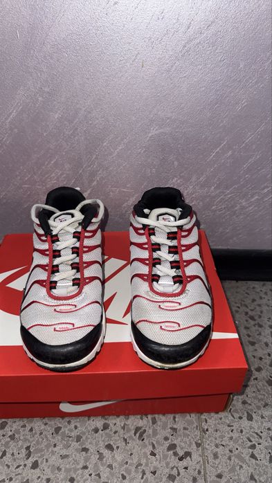 Nike TN  оригинални детски маратонки- 28
