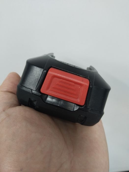 Аккумулятор Бош Bosch PBA 18V,3.0Ah